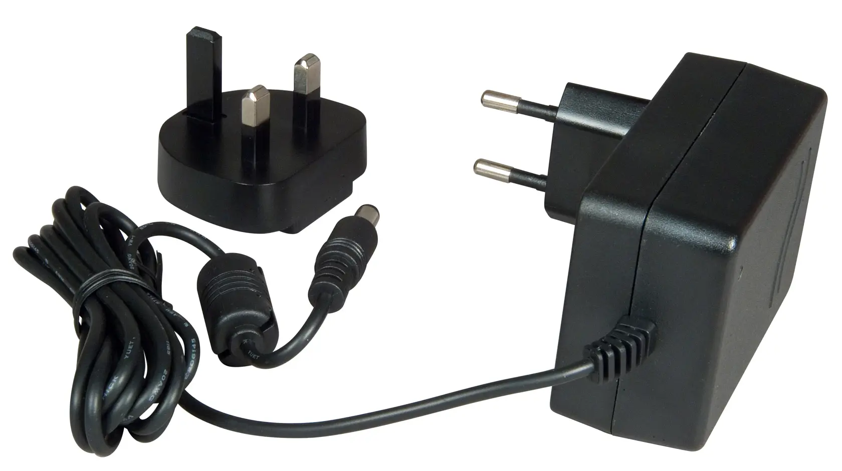 Schwarzes Netzteil mit Kabel und austauschbaren Steckern für UK- und EU-Steckdosen.