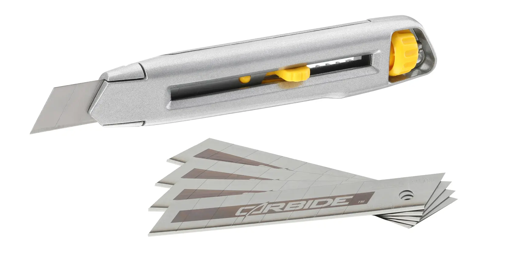 STANLEY 7-10-018 silbernes Cuttermesser mit gelbem Schieber und extra Hartmetallklingen, Produktseitenansicht auf weißem Hintergrund.